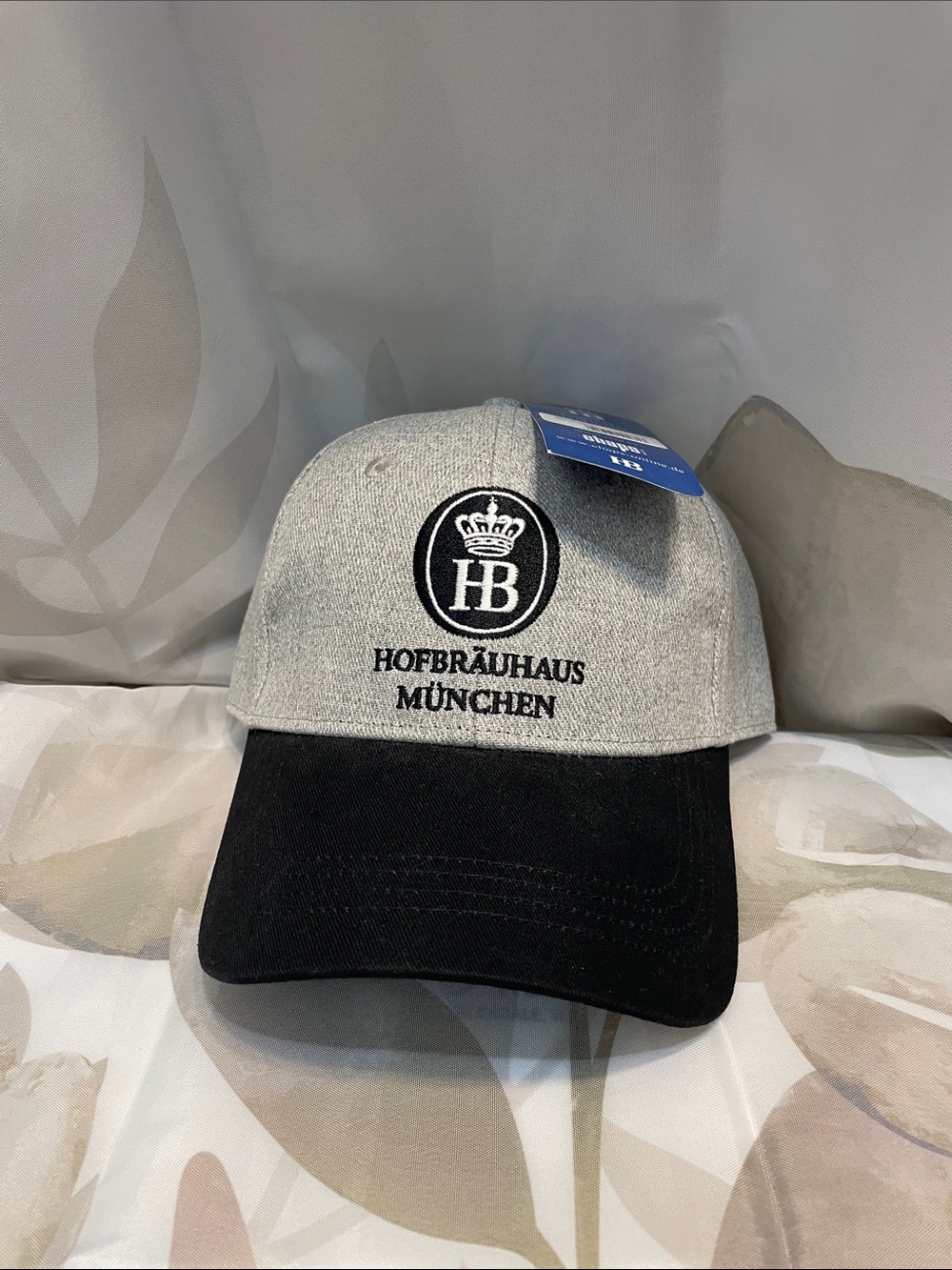 Chaps Gray and Black Hofbräuhaus München Baseball Cap